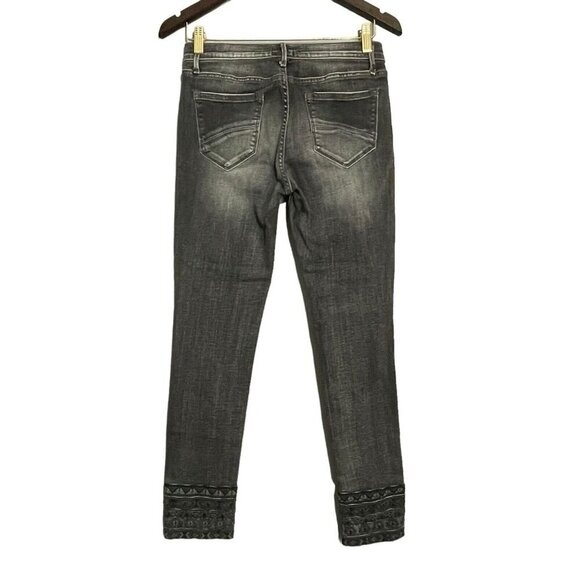 not available - Picture 2 of 12